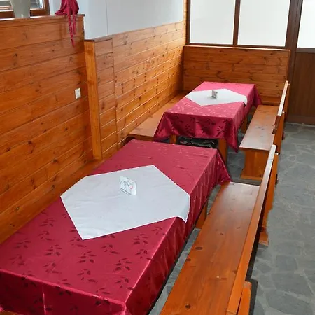 Baba Dora Pensiune Dobriniște