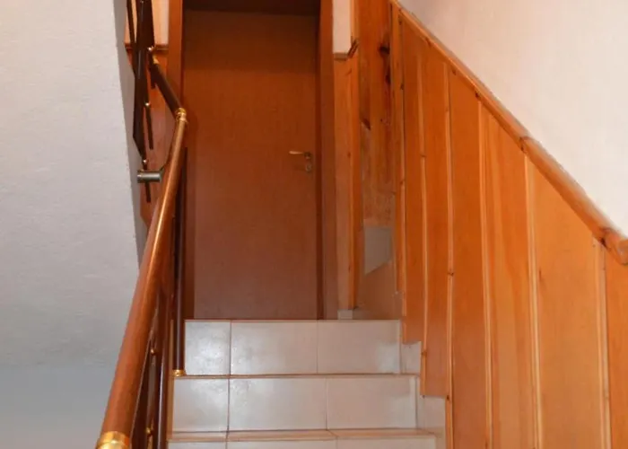 Baba Dora Guest house