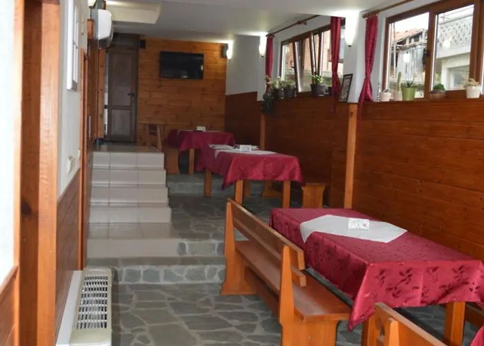 Baba Dora Guest house