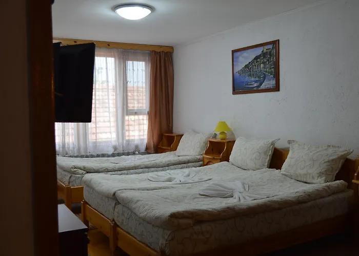 Baba Dora Guest house